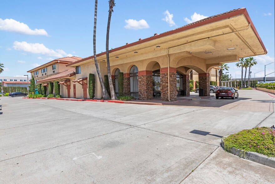 More Photos Of 1415 E Yosemite Ave, Manteca Hotel For Sale