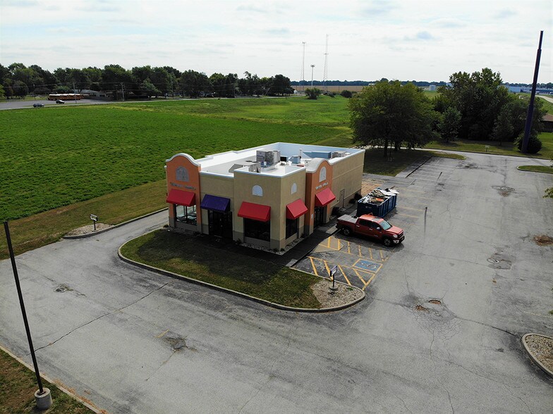More Photos Of 2775 Woodlawn Rd, Lincoln Fast Food For Sale
