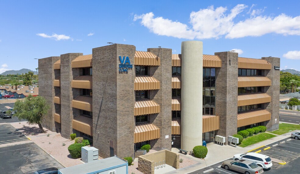 More Photos Of 5040 N 15th Ave, Phoenix Medical For Lease