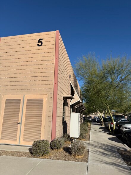 More Photos Of 5425 E Bell Rd, Scottsdale Medical For Sale