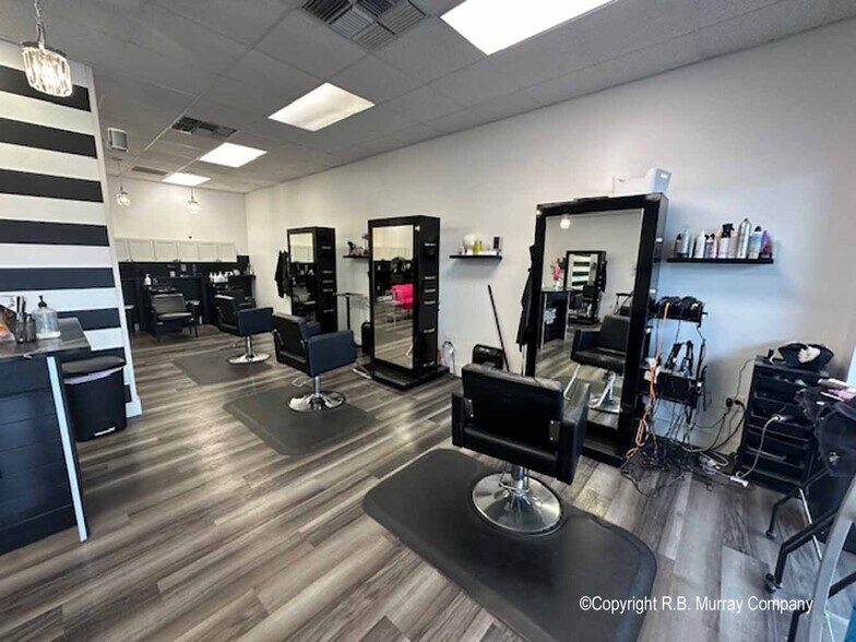 More Photos Of 3250 E Battlefield St, Springfield Unknown For Lease