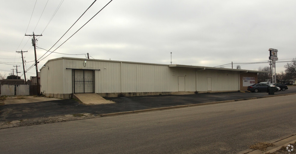 More Photos Of 1520 S Fort Hood St, Killeen Freestanding For Lease