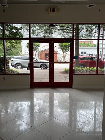 More Photos Of 572 Edgewood Ave SE, Atlanta Apartments For Lease