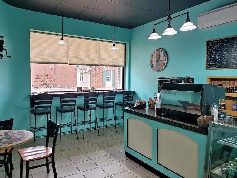 More Photos Of 114 N Elm St, Cresco Storefront Retail Residential For Sale