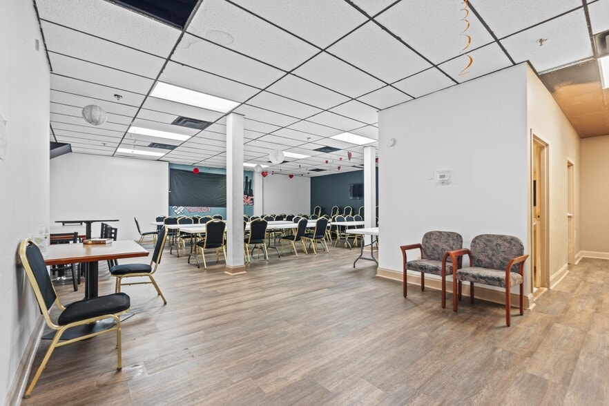 More Photos Of 1975 Haggard Ct, Lexington Religious Facility For Sale