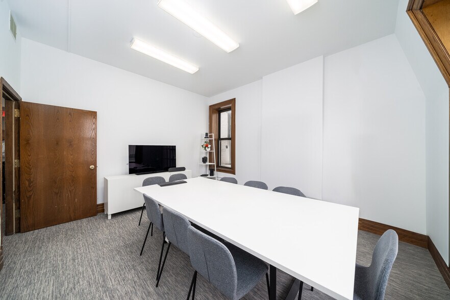 More Photos Of 84 Washington St, Hoboken Office For Lease