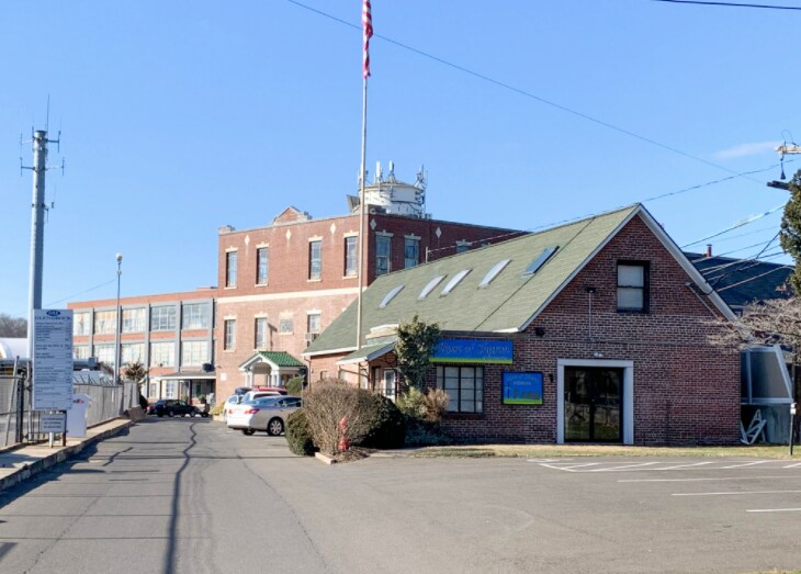 More Photos Of 650 Glenbrook Rd, Stamford Unknown For Lease