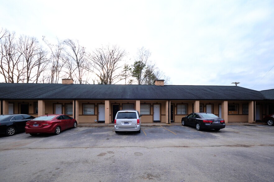 More Photos Of 2215 Buffalo Trl, Morristown Apartments For Sale