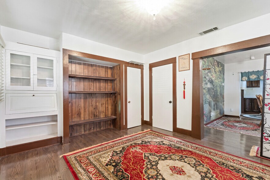 More Photos Of 1026 Figueroa Ter, Los Angeles Apartments For Sale