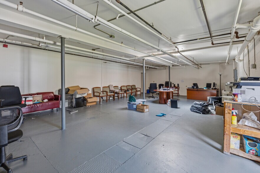 More Photos Of 36 Carpenter Street St, Keene Office For Sale