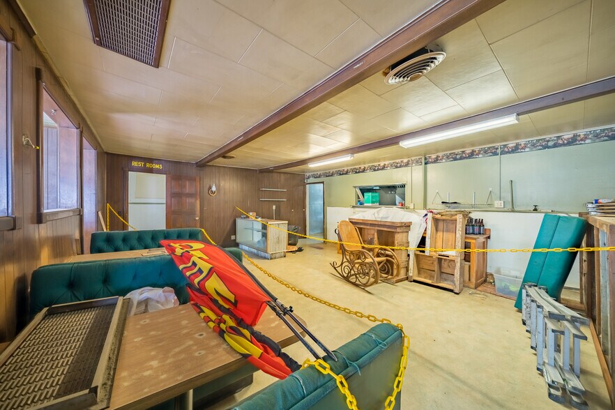 More Photos Of 19215 CA-46 East, Shandon General Retail For Sale