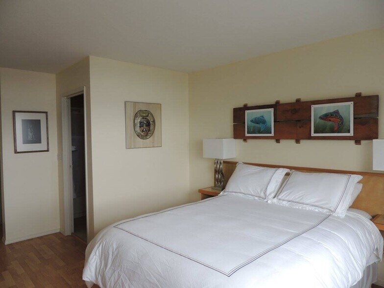 More Photos Of 3201 Oceanview Dr, Tlell Hotel For Sale