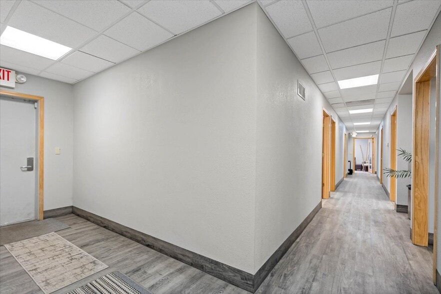 More Photos Of 10484 Marty St, Overland Park Office For Sale