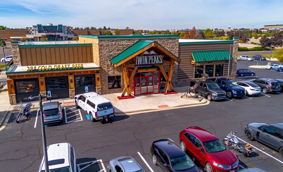 More Photos Of 2661 Fairfield Commons Dr, Beavercreek Restaurant For Sale