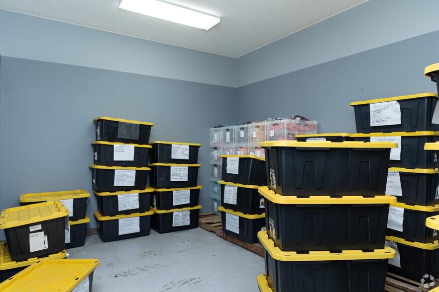 More Photos Of 5801 Old Collinsville Rd, Fairview Heights General Retail For Lease
