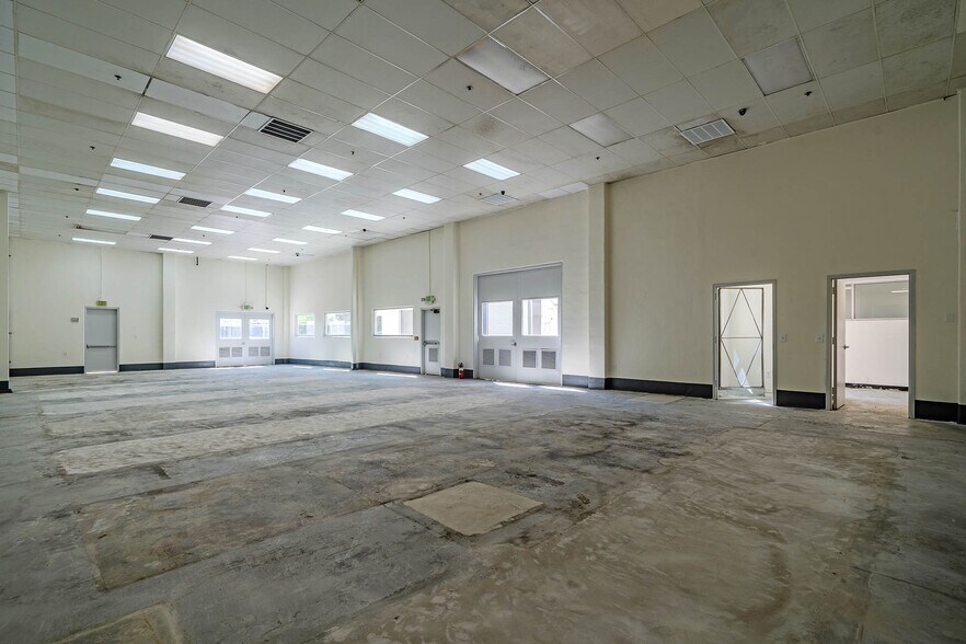 More Photos Of 4569 Firestone Blvd, South Gate Refrigeration Cold Storage For Sale