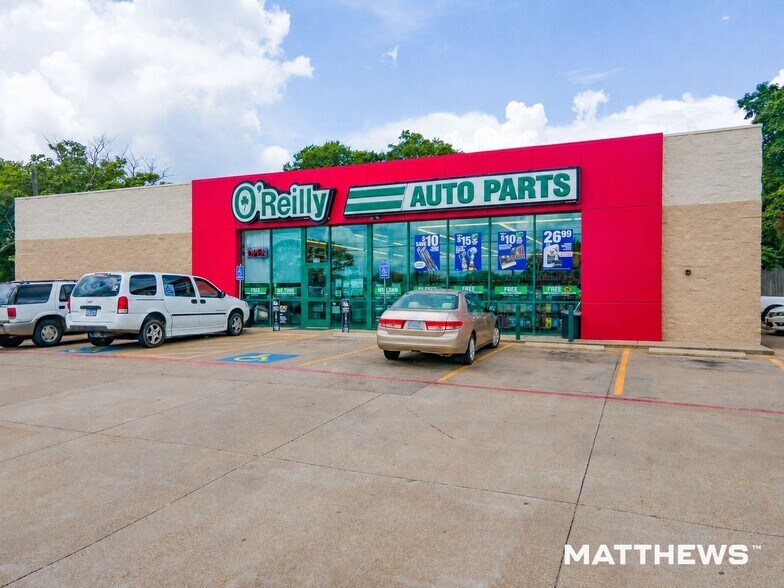 More Photos Of 507 W State St, Black Mountain Freestanding For Sale