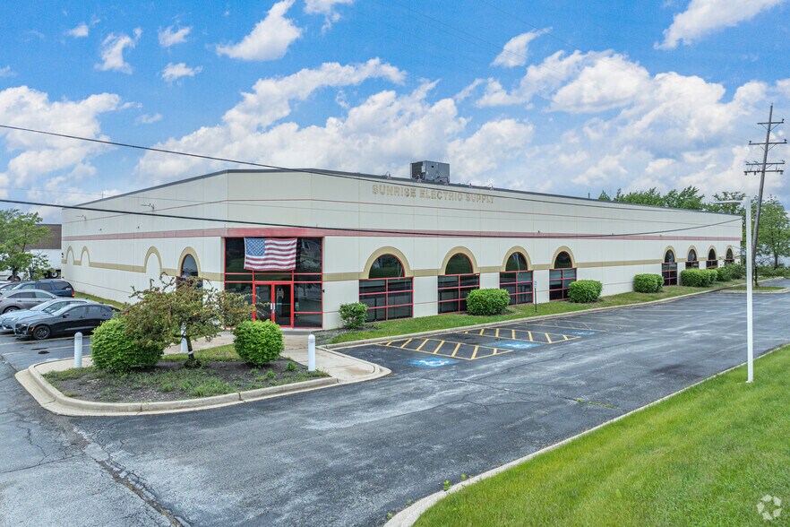 Primary Photo Of 130 S Addison Rd, Addison Warehouse For Sale