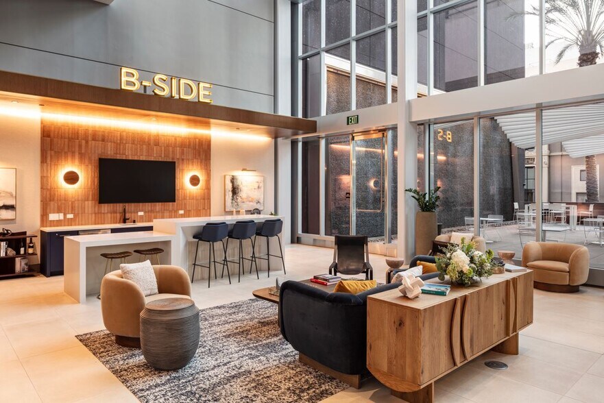 More Photos Of 701 B St, San Diego Office For Sale