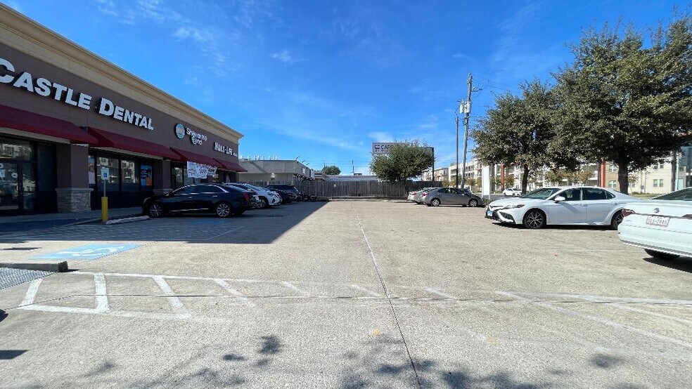 Primary Photo Of Westheimer @ Dunvale, Houston Unknown For Lease