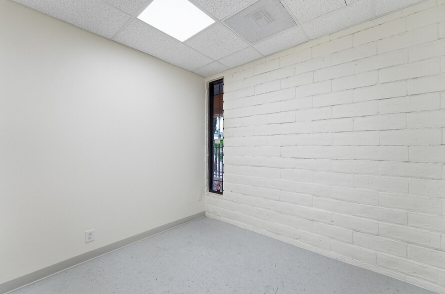 More Photos Of 6006 N El Dorado St, Stockton Office For Sale
