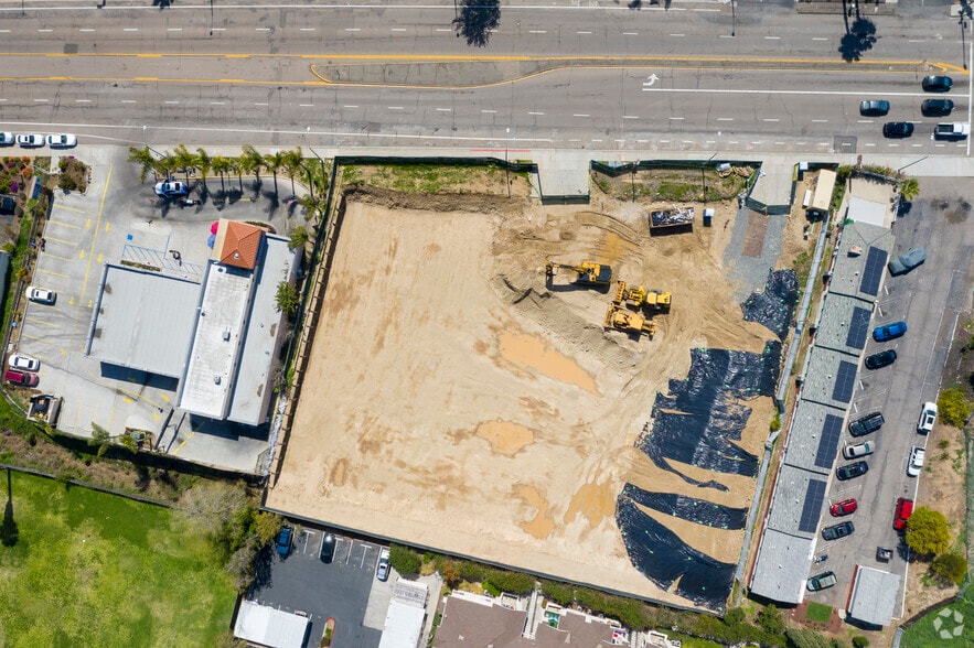More Photos Of 8016 Broadway, Lemon Grove Self Storage For Lease