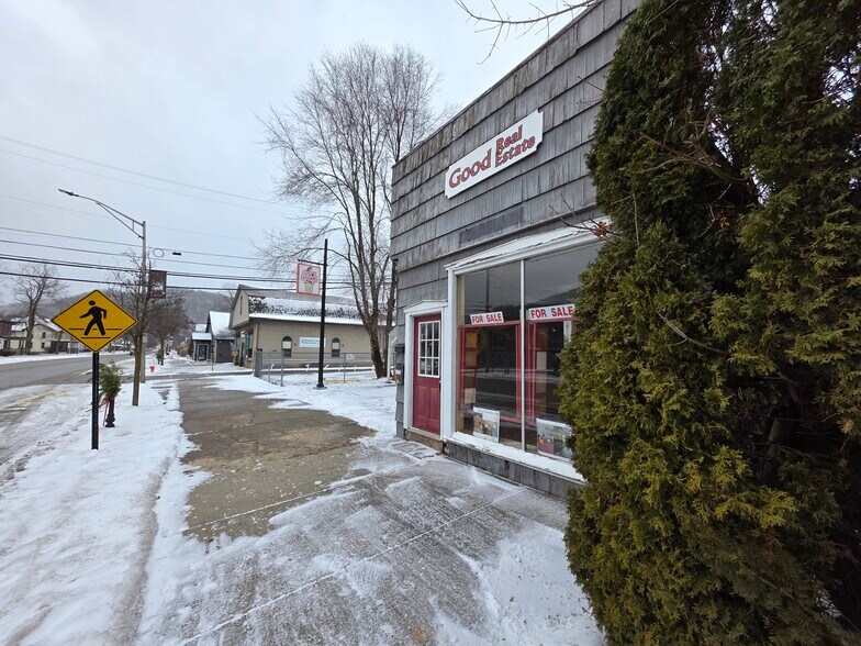 More Photos Of 12 W 4th St, Emporium Office For Sale
