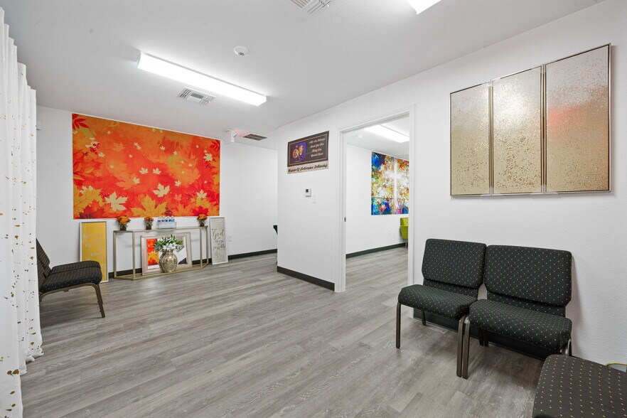 More Photos Of 2379 NE Loop 410, San Antonio Medical For Sale