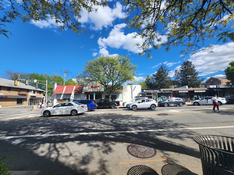 More Photos Of 248 Fort Lee Rd, Leonia Storefront Retail Office For Lease