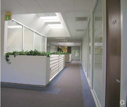 More Photos Of 10 Commercial Blvd, Novato Office For Lease