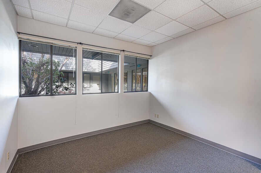 More Photos Of 2448 Guerneville Rd, Santa Rosa Medical For Sale