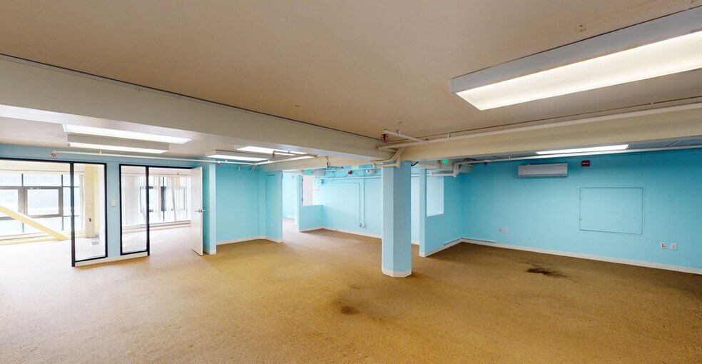 More Photos Of 982 Mission St, San Francisco Loft Creative Space For Lease