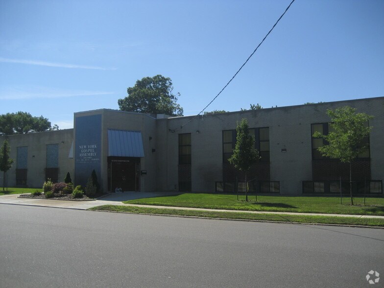 More Photos Of 330 Central Ave, Deer Park Religious Facility For Sale