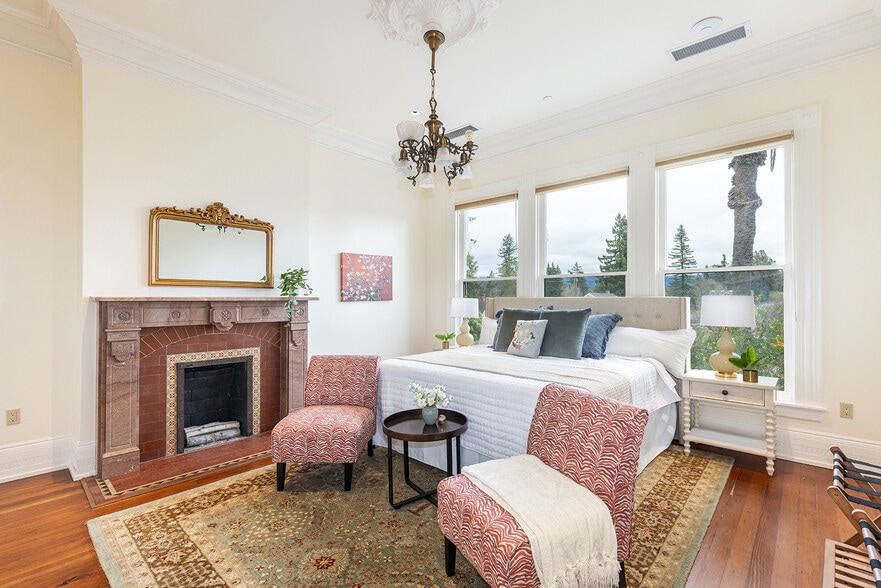 More Photos Of 423 Seminary St, Napa Specialty For Sale