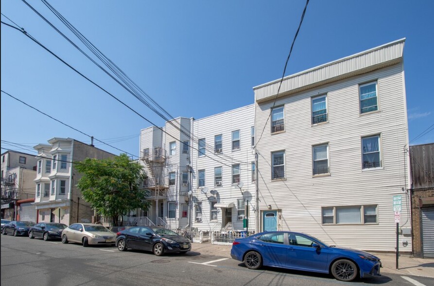 More Photos Of , Union City Multifamily For Sale