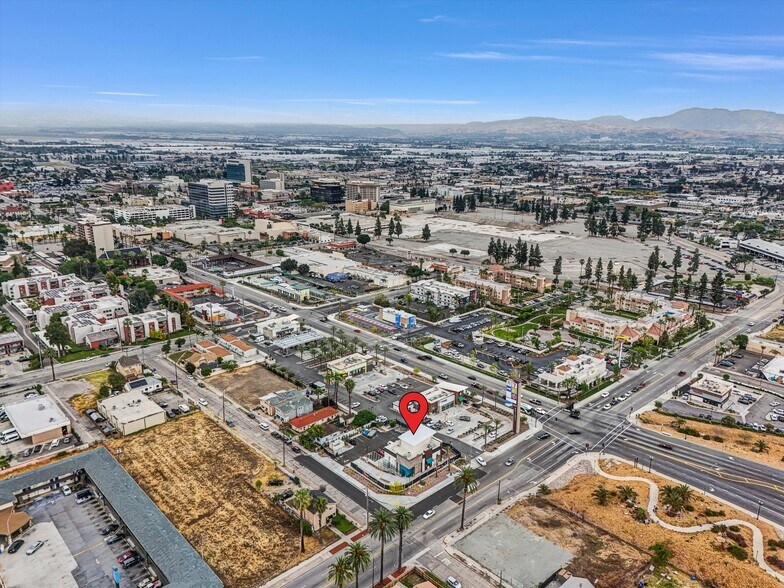 More Photos Of 539 N H St, San Bernardino Fast Food For Sale