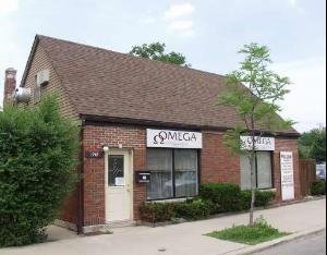 More Photos Of 1717 Howard St, Evanston General Retail For Sale