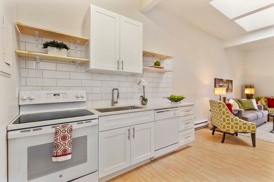 More Photos Of 410 Franklin St SE, Olympia Apartments For Sale