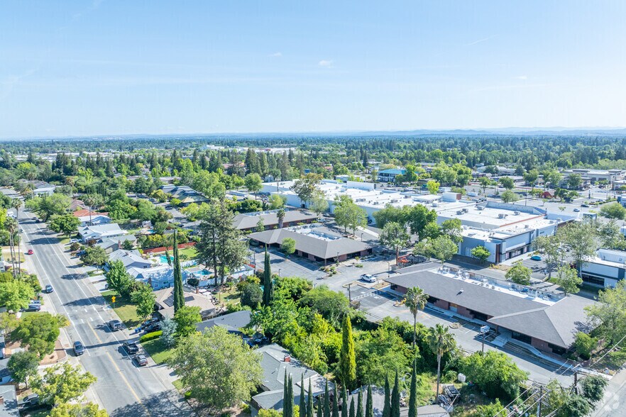 More Photos Of 7803 Madison Ave, Citrus Heights Office For Lease