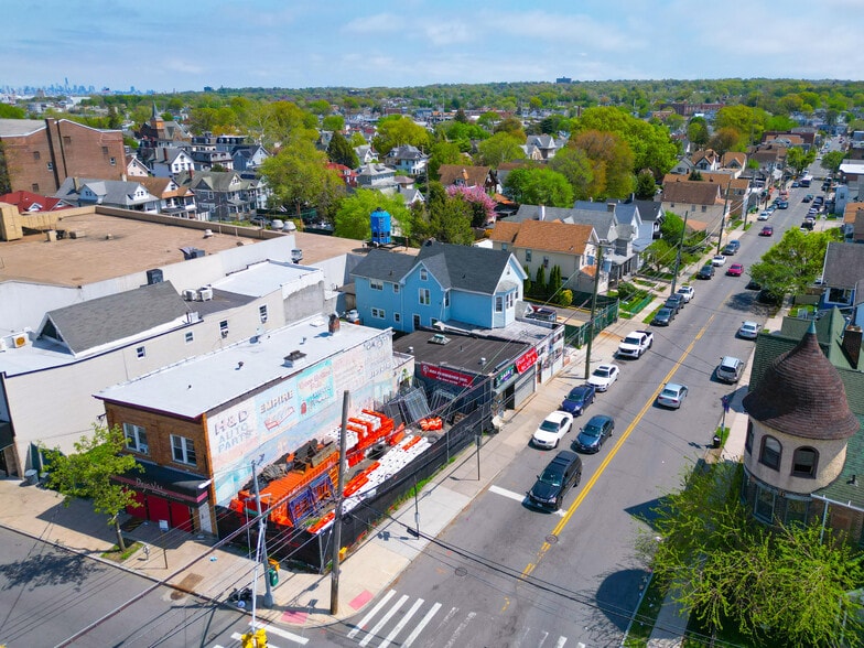 More Photos Of , Staten Island General Retail For Sale