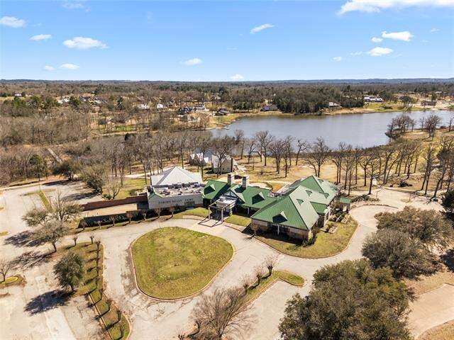 Primary Photo Of 22049 FM 1995, Lindale Golf Course Driving Range For Sale