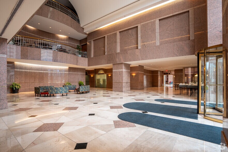 More Photos Of 951 E Byrd St, Richmond Unknown For Lease