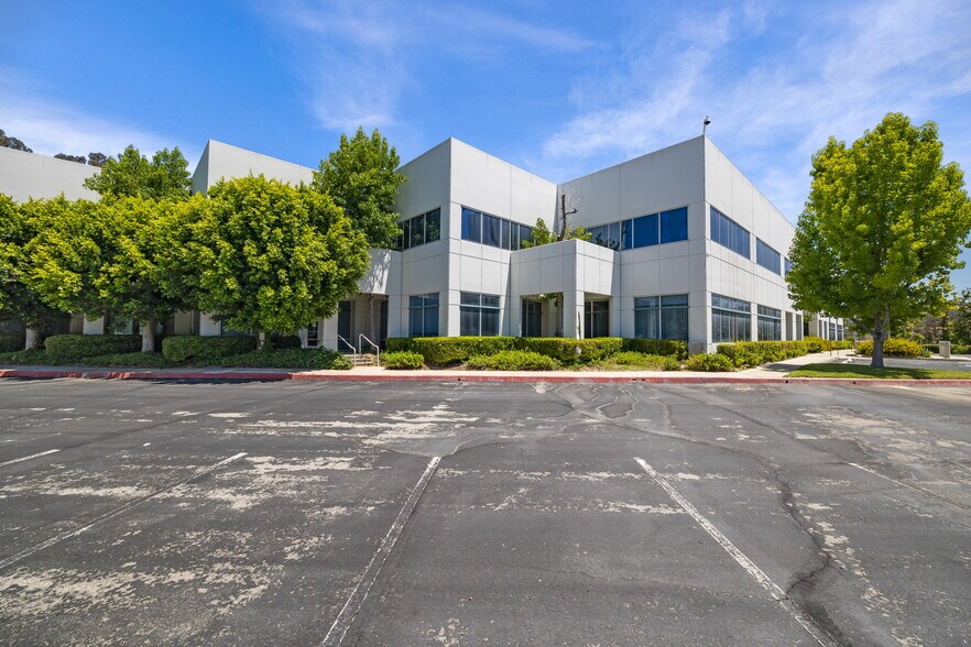 More Photos Of 3333 S Diamond Canyon Rd, Diamond Bar Office For Lease