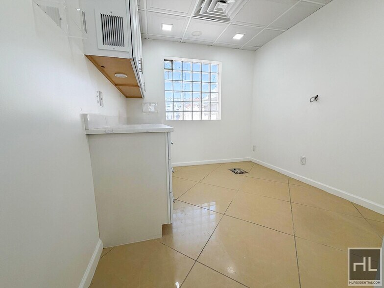 More Photos Of 41-19 30th Ave, Astoria Storefront Retail Office For Lease