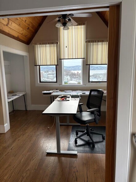 More Photos Of 54 N Broadway, Tarrytown Office For Lease
