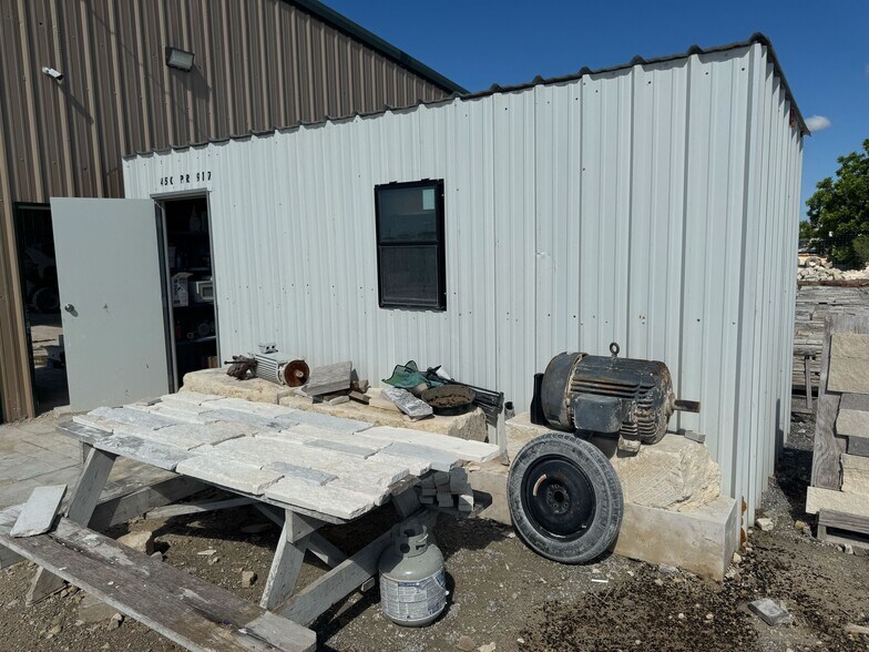More Photos Of 450 Private Road 917, Georgetown Warehouse For Sale