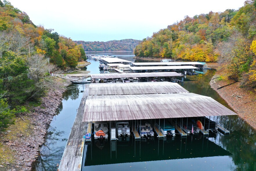 More Photos Of 440 Arlon Webb Rd, Celina Marina For Sale