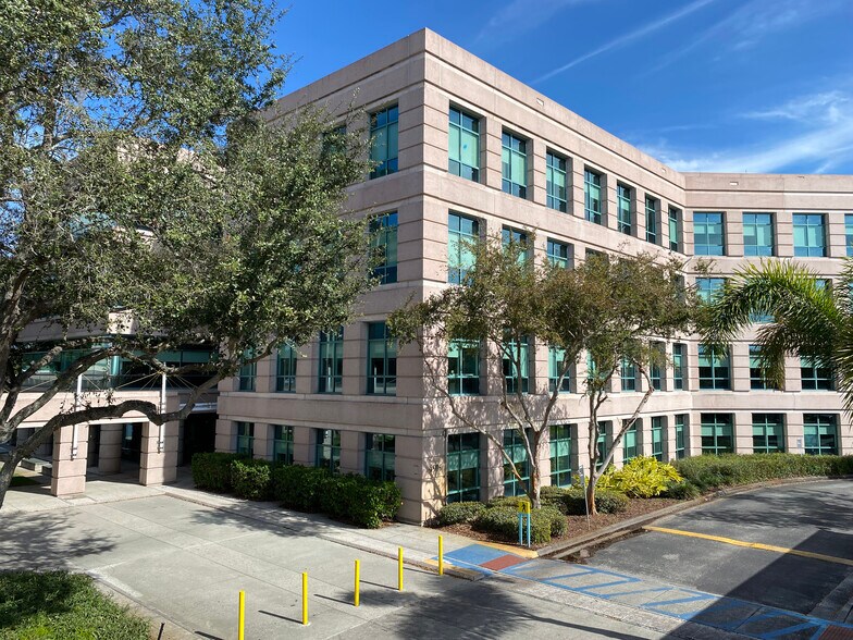 More Photos Of 4915 Independence Pkwy, Tampa Office For Lease