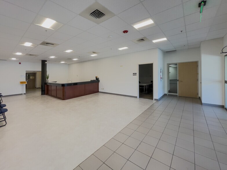 More Photos Of 2425 Stevens Center Pl, Richland Office For Lease
