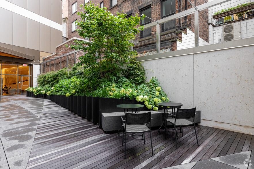 More Photos Of 799 Broadway, New York Office For Lease